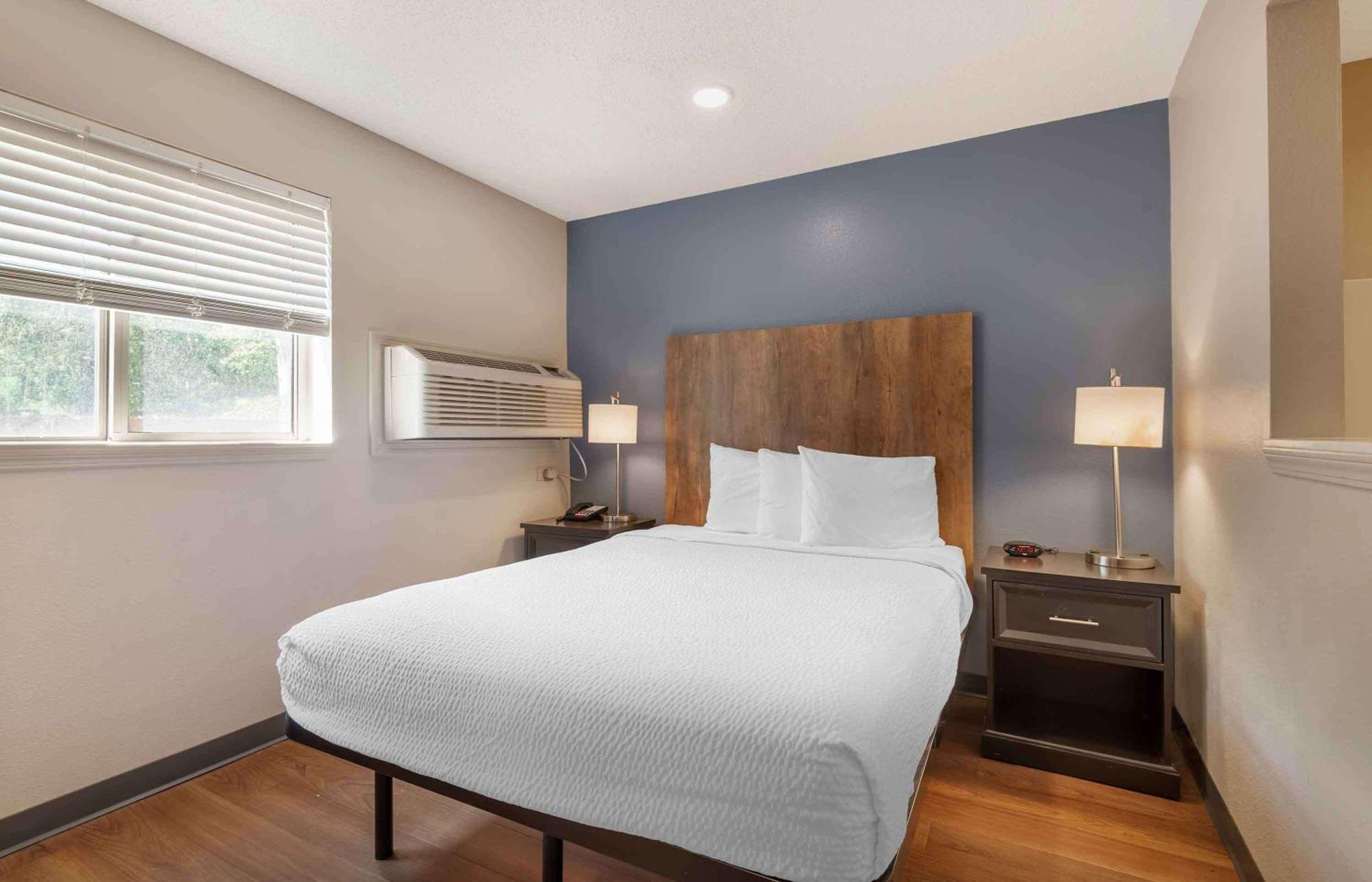 Extended Stay America Select Suites - Charlotte - University Place - E Mccullough Dr Kültér fotó