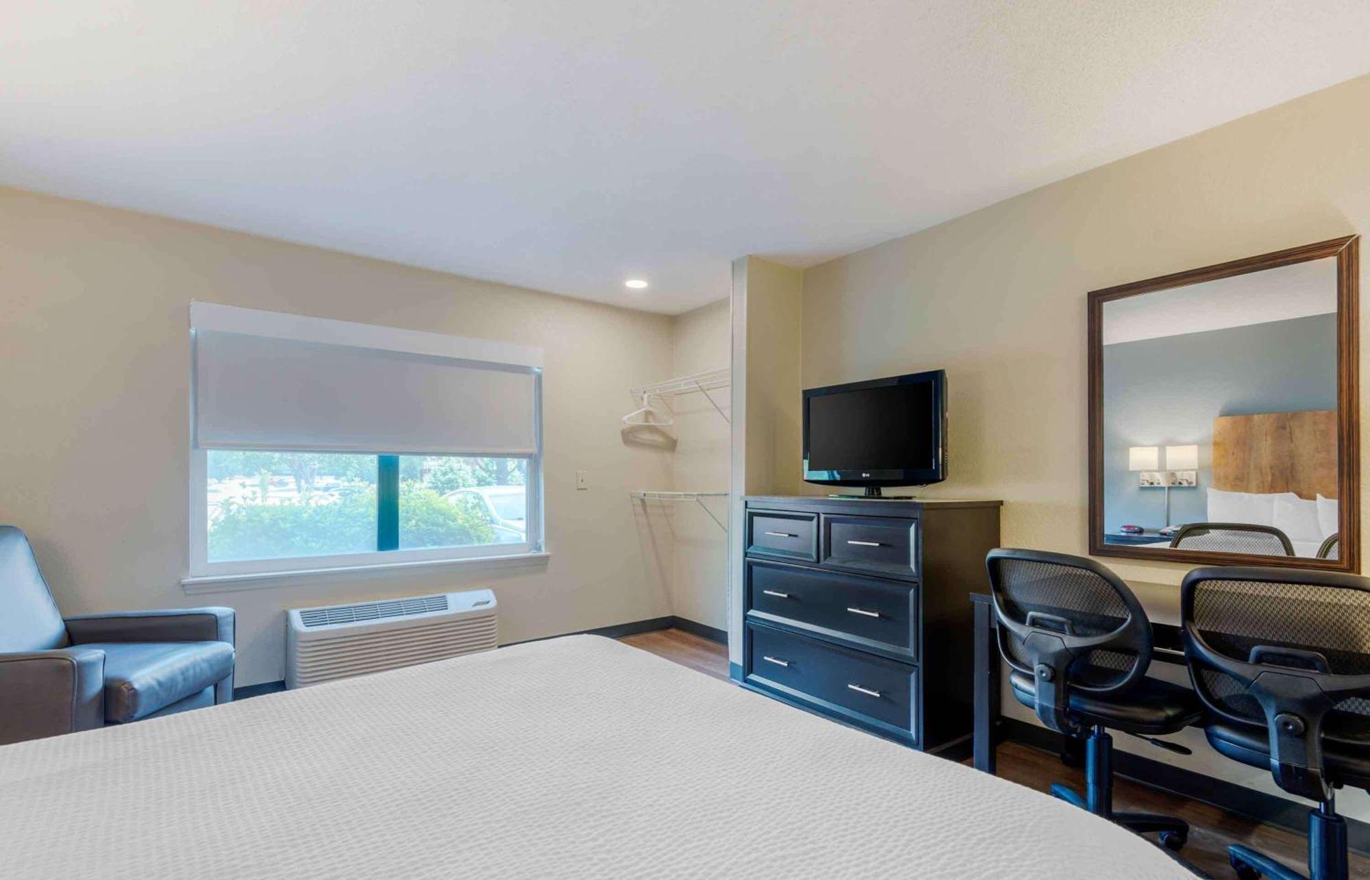 Extended Stay America Select Suites - Charlotte - University Place - E Mccullough Dr Kültér fotó