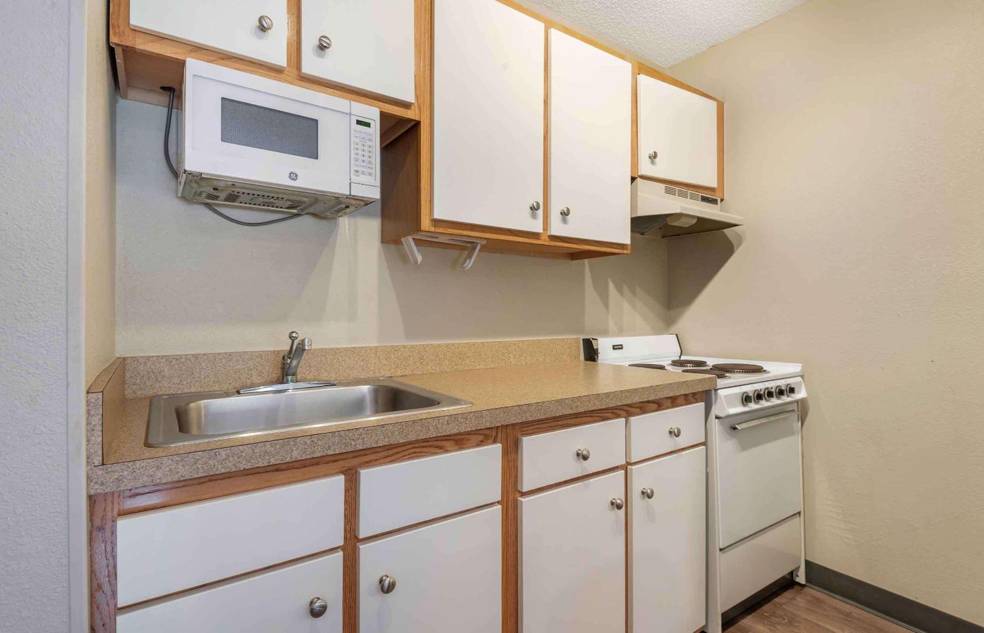 Extended Stay America Select Suites - Charlotte - University Place - E Mccullough Dr Kültér fotó